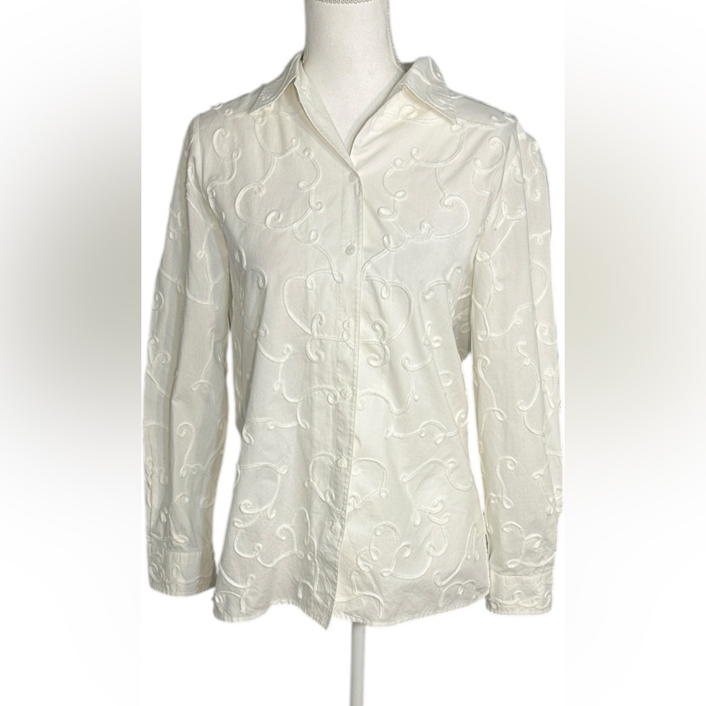 Jones New York Cream Embroidered Blouse